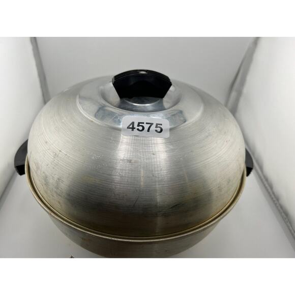 Vintage‎ Silver Aluminum Bread or Bun Warmer 3-Piece Serving Oven - Picture 10 of 10